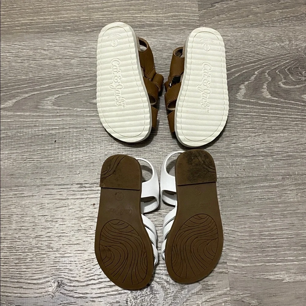Size 6 protected toe Toddler Sandals with Velcro closure, *3/$10* - Picture 2 of 2